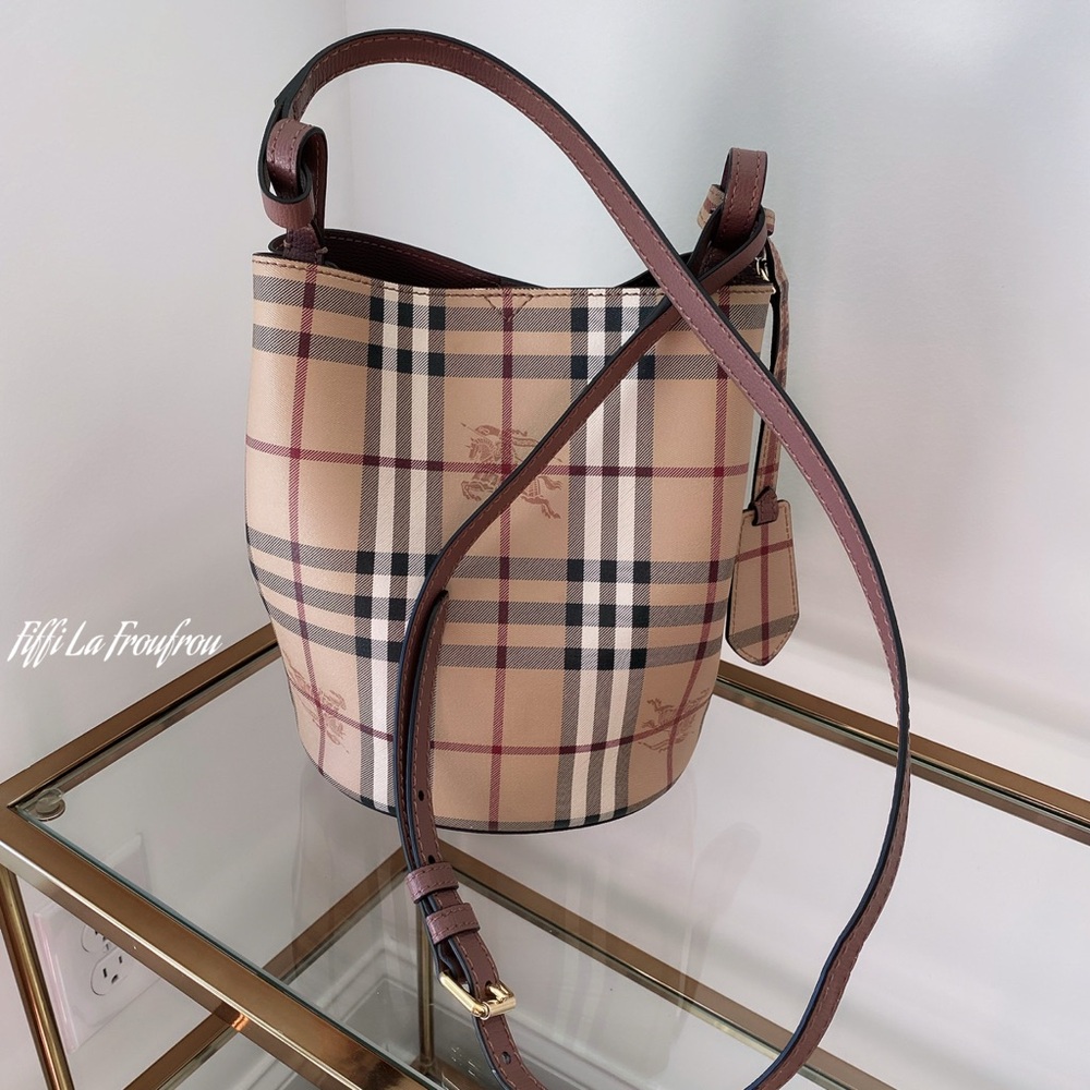 Authentic Burberry bucket bag - Picture 2 of 16